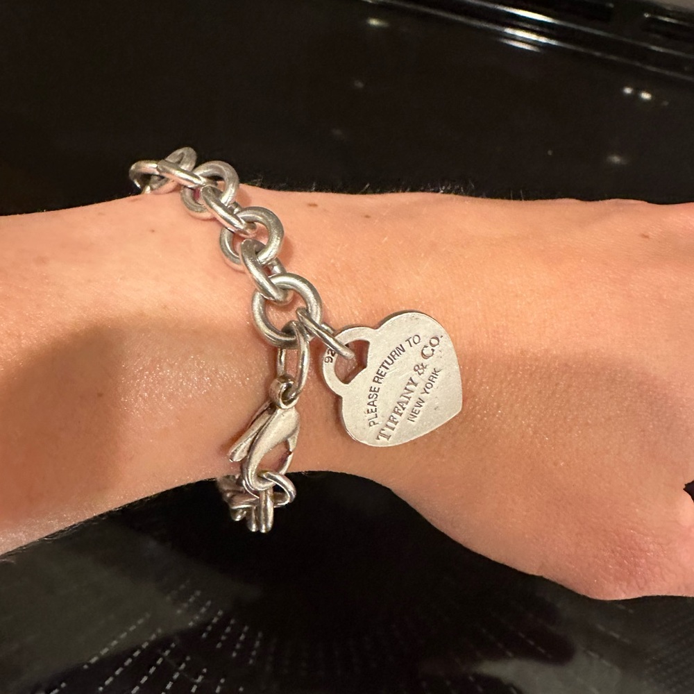 Authentic Tiffany & Co. Heart Tag Charm Bracelet
in 925 Silver Retail $575